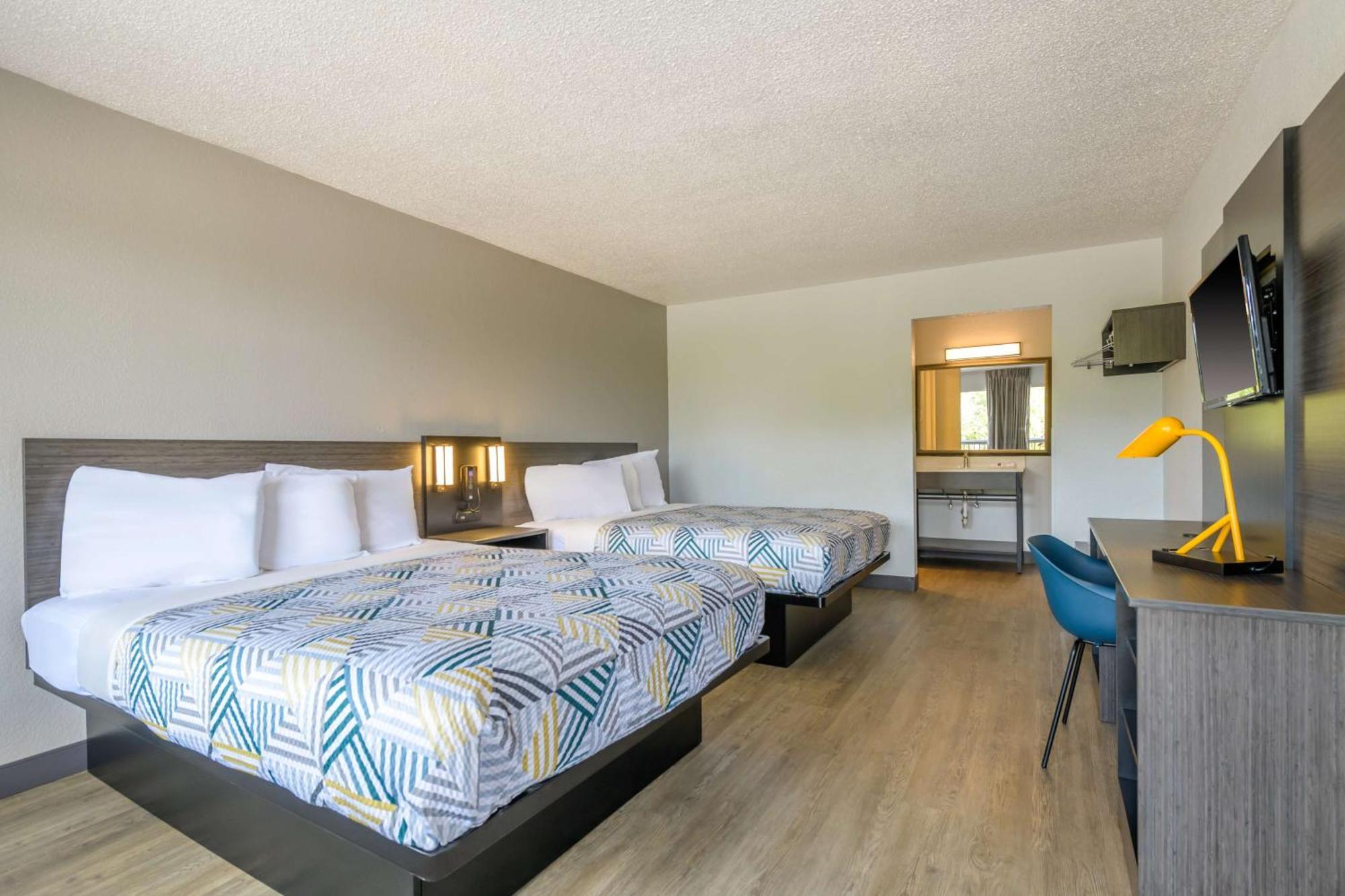 Motel 6-Spring Hill, Fl - Weeki Wachee Exterior photo