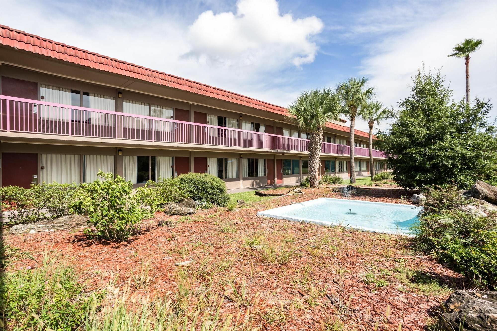 Motel 6-Spring Hill, Fl - Weeki Wachee Exterior photo